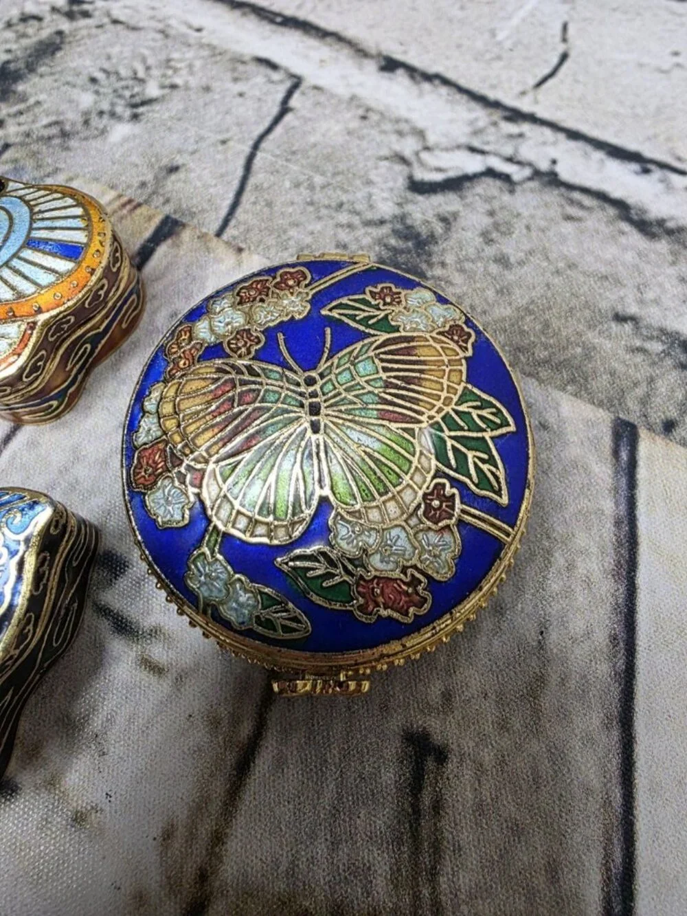 Vintage Cloisonne Enameled Pill Trinket Boxes Butterfly Floral Set Of 3 Blues